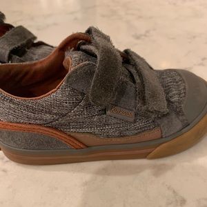Kirkside Grey toddler sneaker